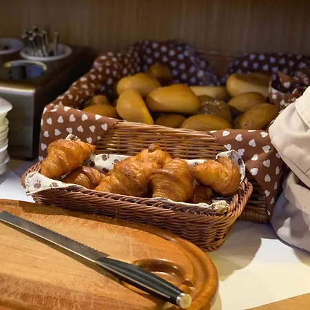 Pauserei Gasthuis 3*